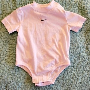 Nike White Onsie 6-9mth